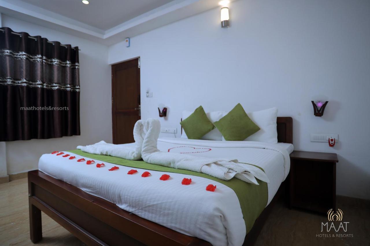 מונאר Spice Jungle Resort מראה חיצוני תמונה