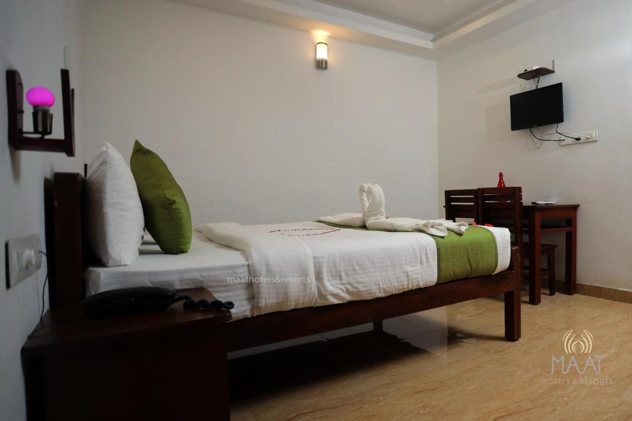 מונאר Spice Jungle Resort מראה חיצוני תמונה
