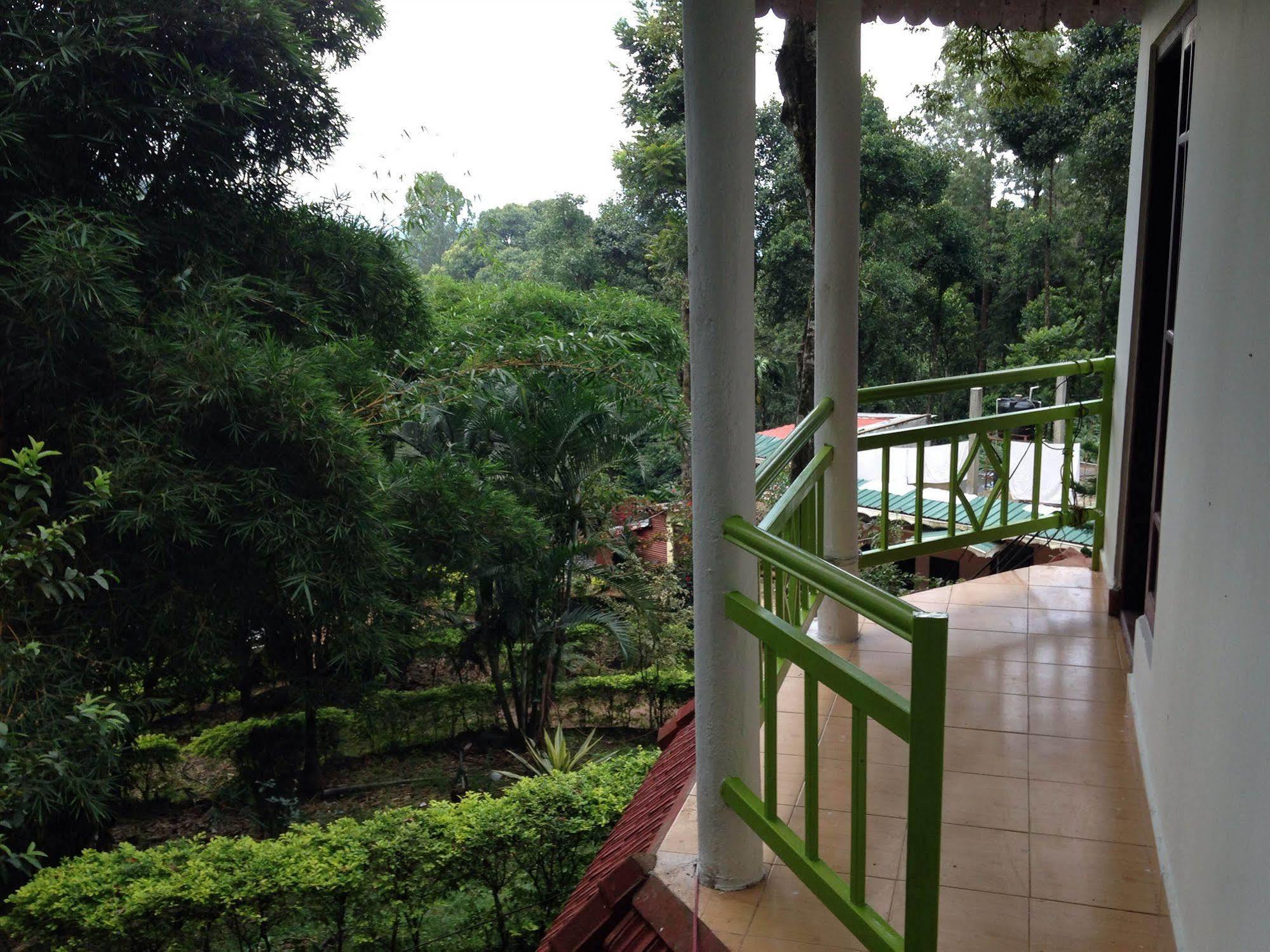 מונאר Spice Jungle Resort מראה חיצוני תמונה